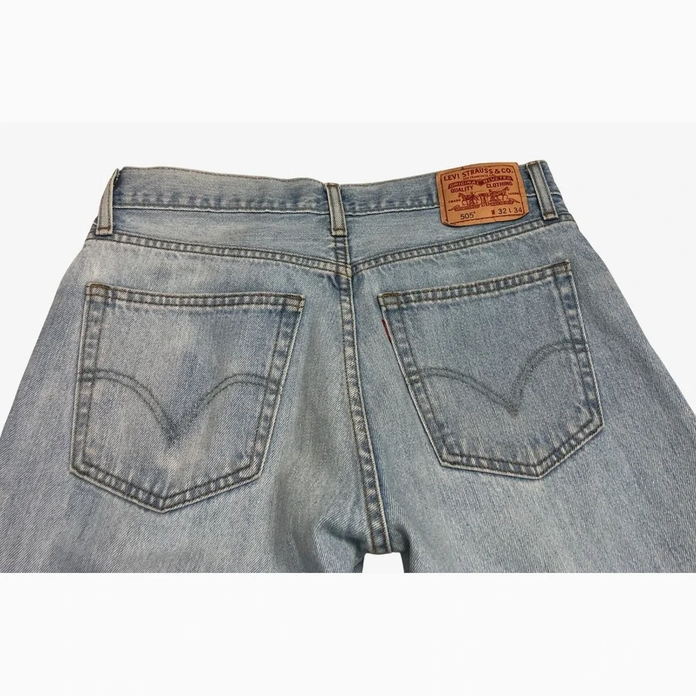 Levis 505 Straight Fit Jeans Mens 32x34 Light Wash Blue Denim Retro 90s Style